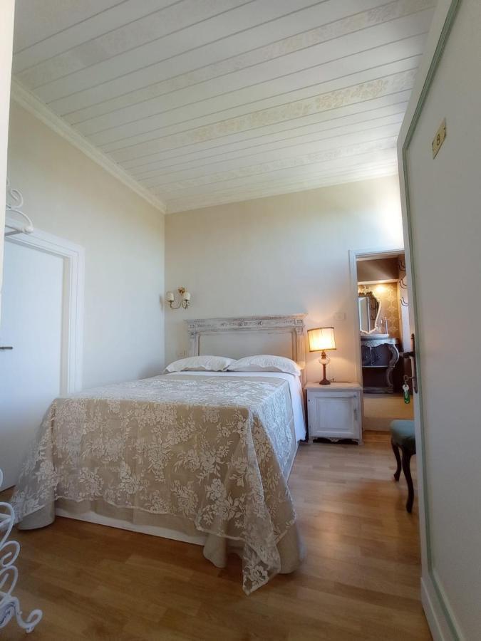 Hotel Oviv Dimora Del Borgo 阿夸维瓦皮切纳 外观 照片