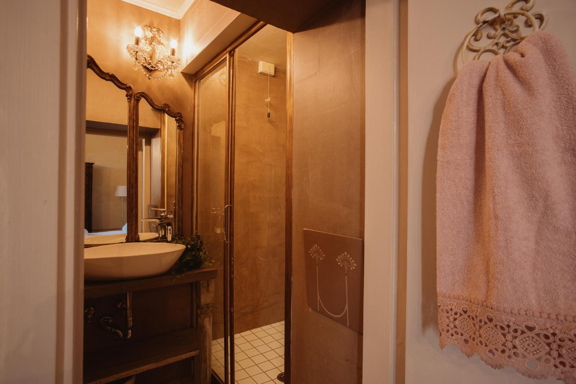 Hotel Oviv Dimora Del Borgo 阿夸维瓦皮切纳 外观 照片